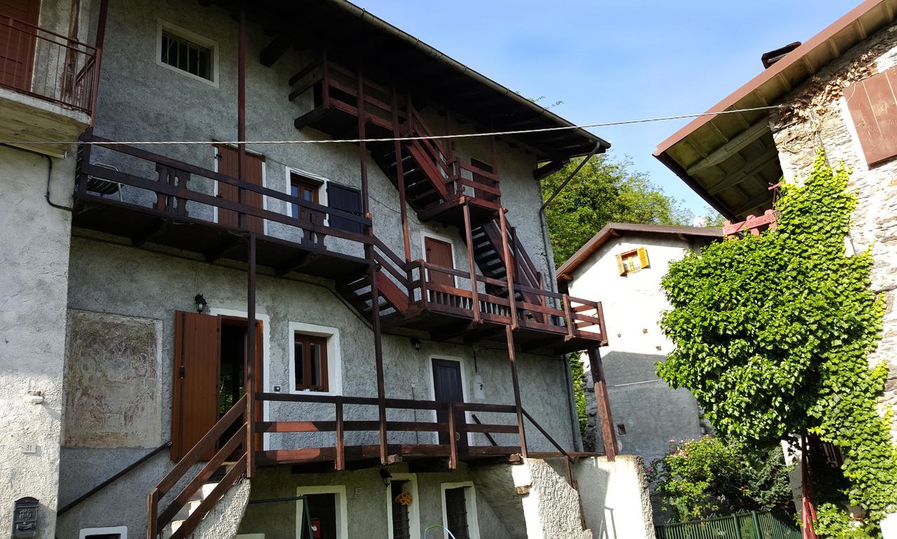 Casa Ronit Delebio Exterior foto